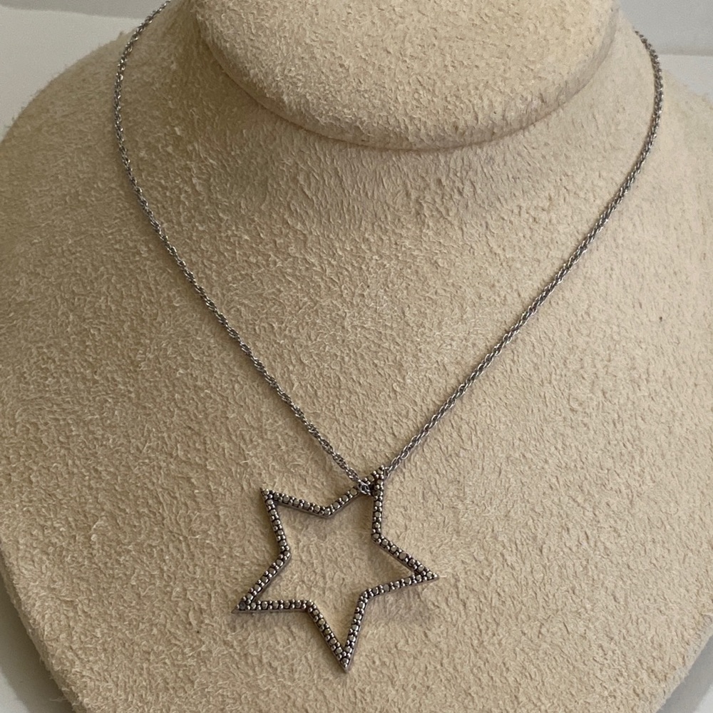 Sterling silver star pendant